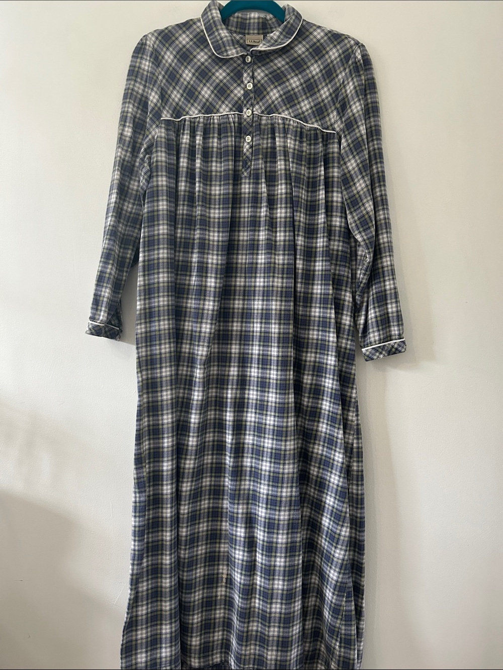 Vintage L.L. Bean Women's Flannel Nightgown 0WN27 Blue Plaid Cottagecore Size L